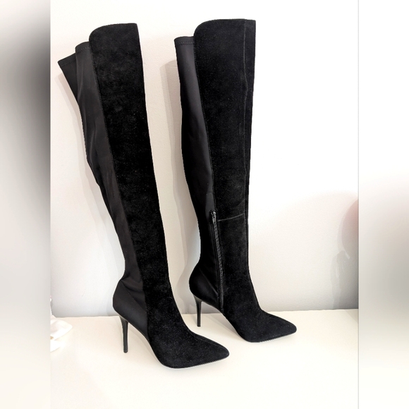 NWOT Charles David black Knee High Suede Boot black size 9.5